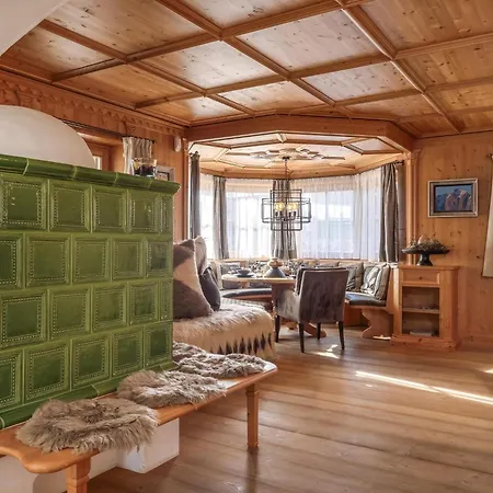 Kitzlodge S *