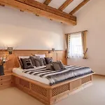 Chalet Kitzlodge S *